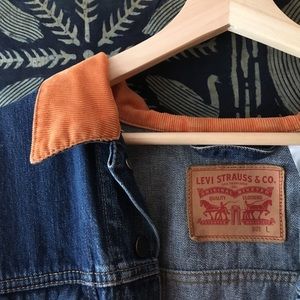 Levi’s authentic corduroy denim jacket